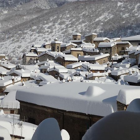 La Dimora Di D'Annunzio Acomodação com café da manhã Scanno Exterior foto