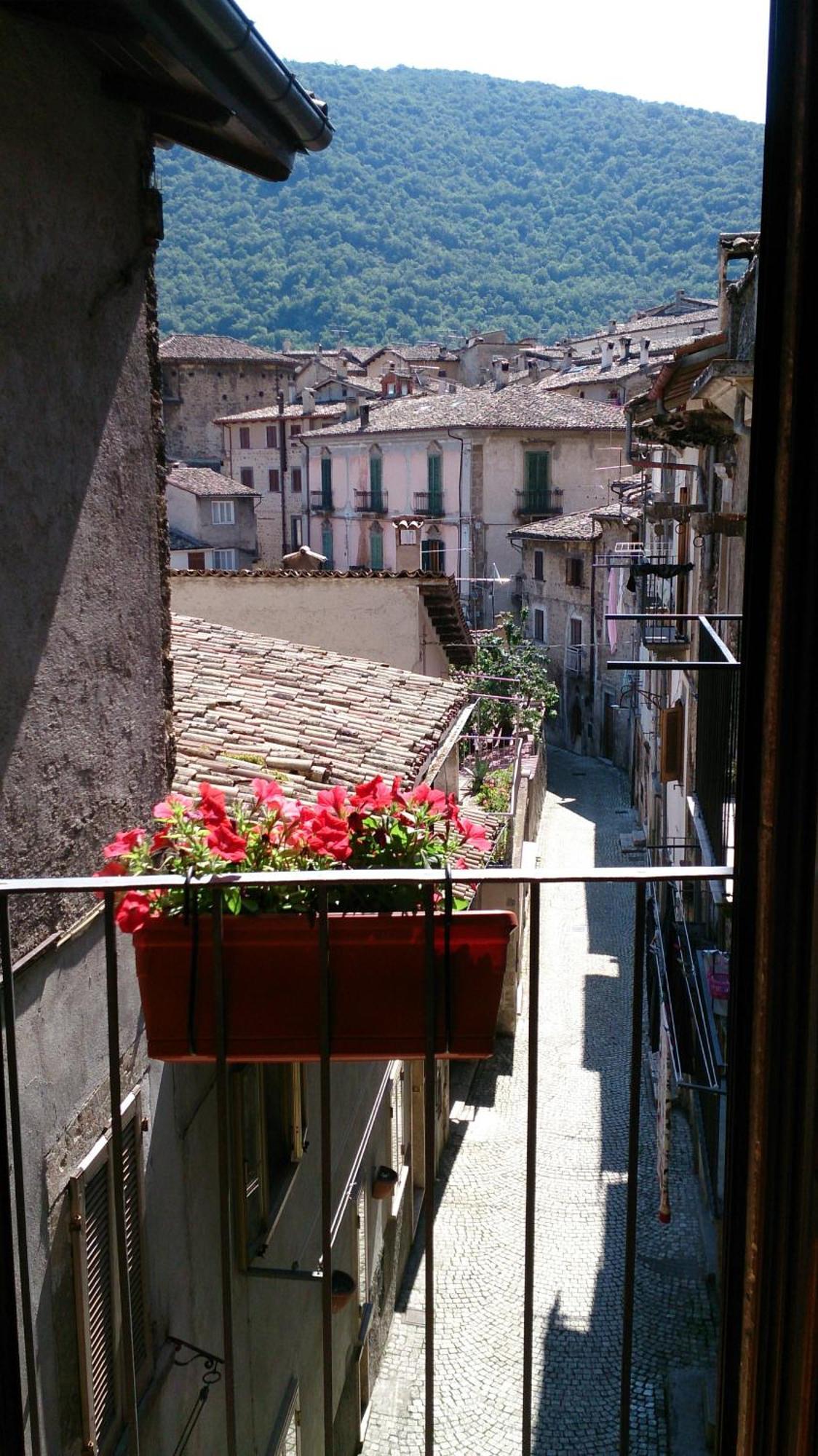 La Dimora Di D'Annunzio Acomodação com café da manhã Scanno Exterior foto